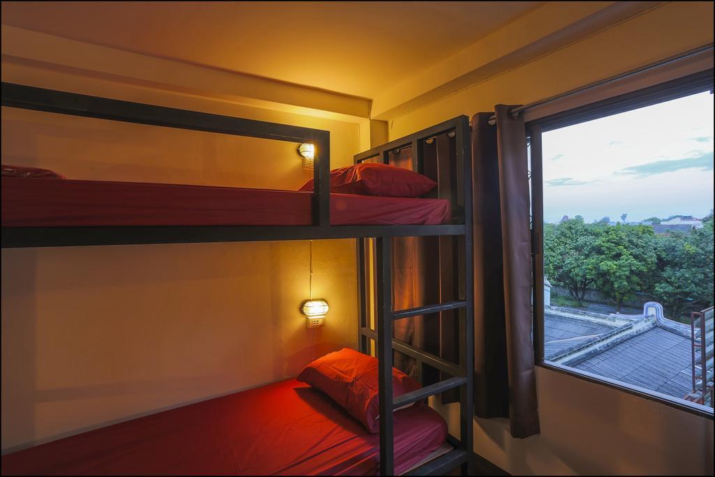 Cham Cha Hostel Chiang Mai Kamer foto