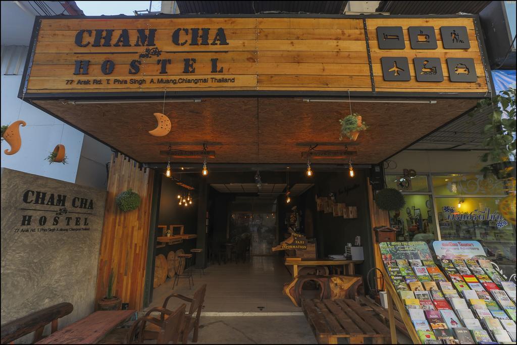 Cham Cha Hostel Chiang Mai Buitenkant foto