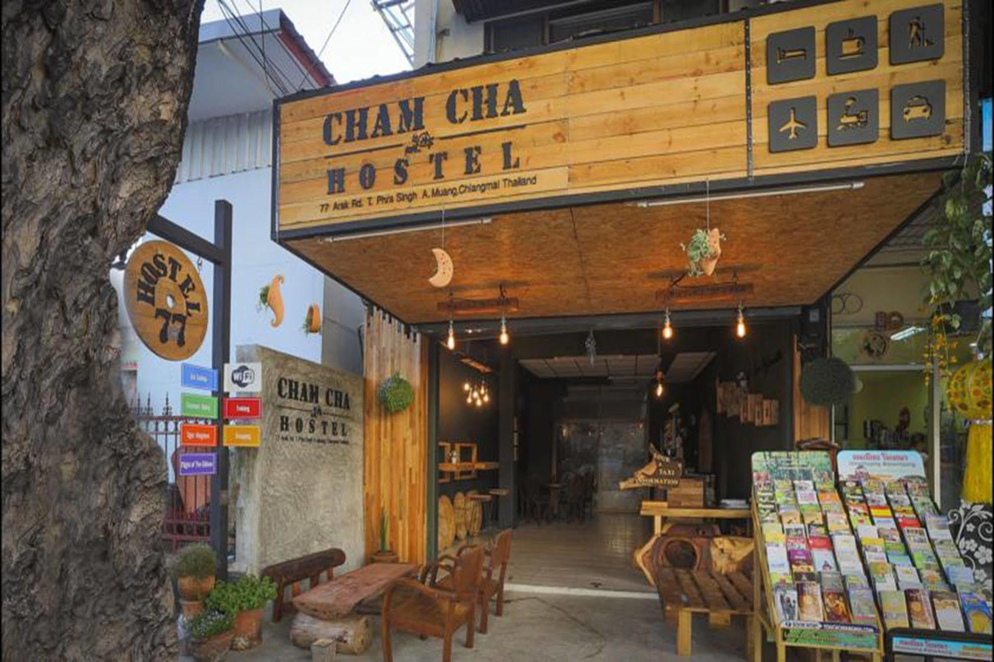Cham Cha Hostel Chiang Mai Buitenkant foto